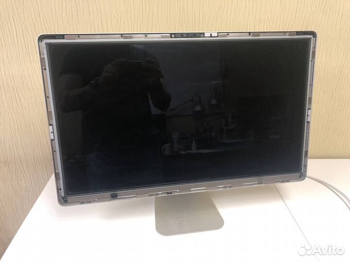 Apple cinema display 27