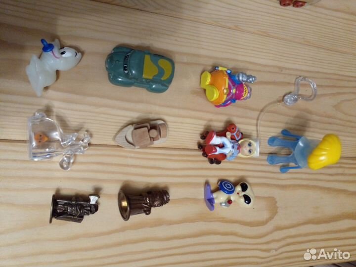 Игрушки из киндеров, бронь для Елены