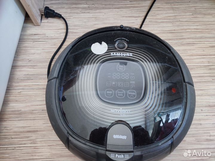 Робот пылесос