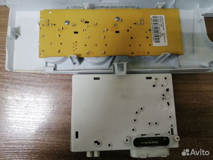 Модуль стиральной машины Indesit wisl105