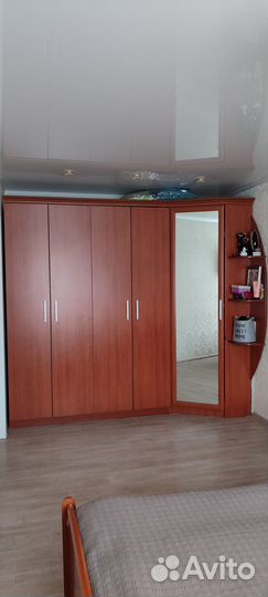 Продам спальный гарнитур