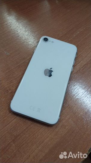 iPhone SE (2020), 64 ГБ