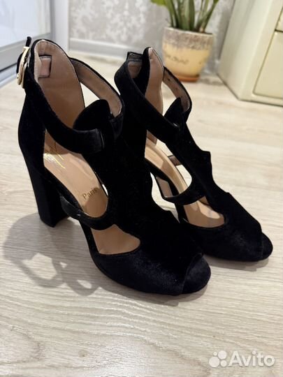 Туфли женские 39 размер