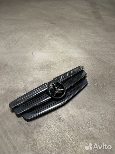 Решетка радиатора