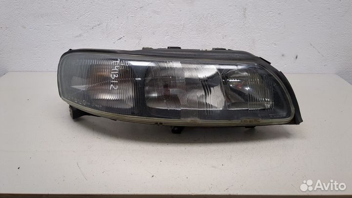 Фара (передняя) Volvo XC70, 2001