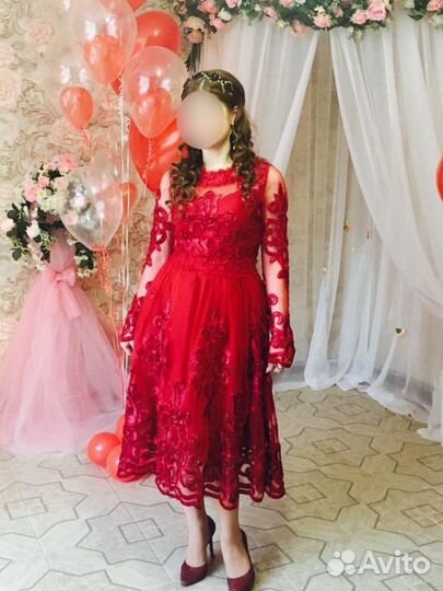 Нарядное платье