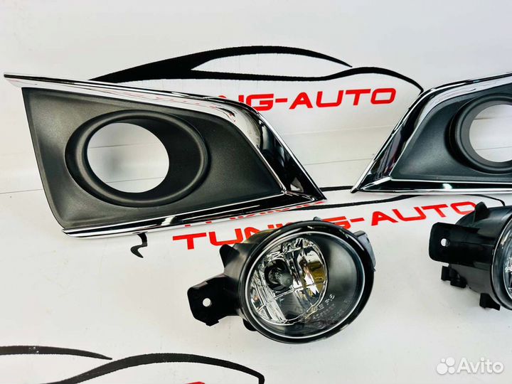Противотуманные фары Nissan Versa Y1098