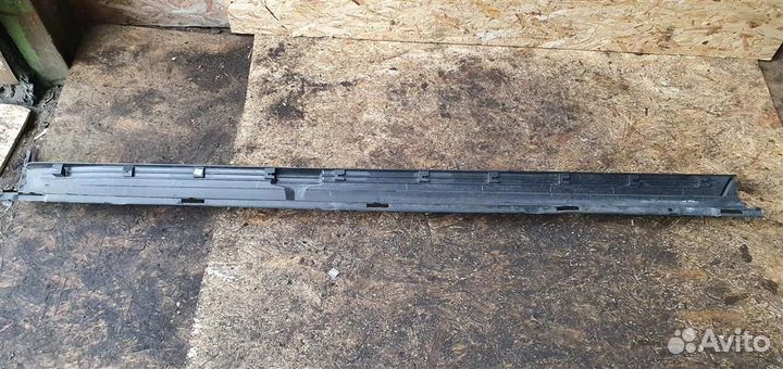 Накладка порога наружняя Cadillac SRX 1 2003-2009