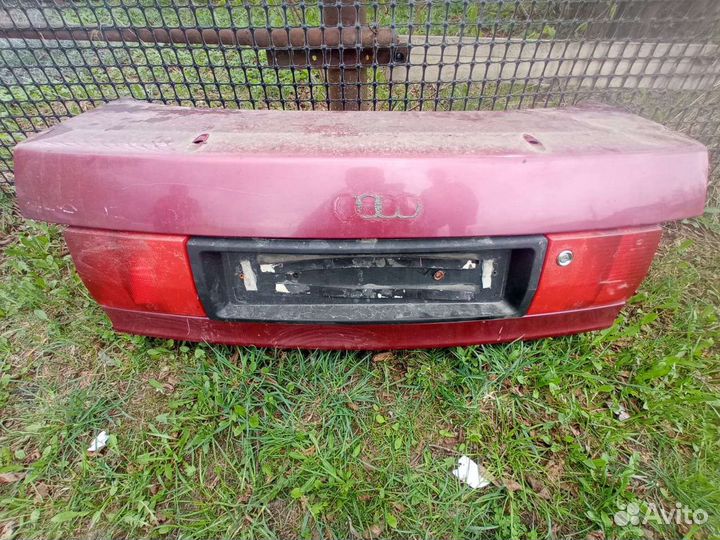 Крышка багажника Audi 80 b3