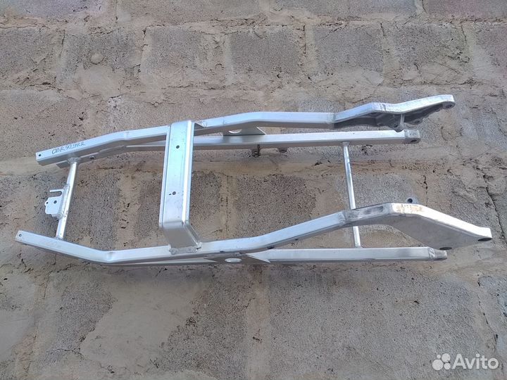 Подрамник Honda CBR929RR SC44E