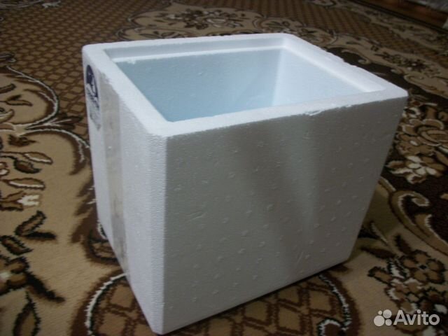 Ящик холодильник с охладителем