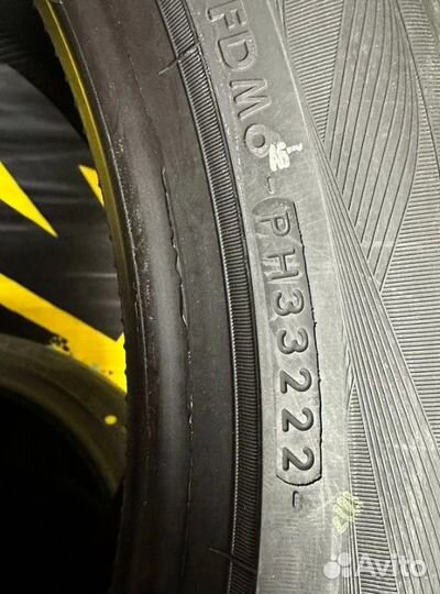 Yokohama Advan Sport V105S 265/40 R20 104Y