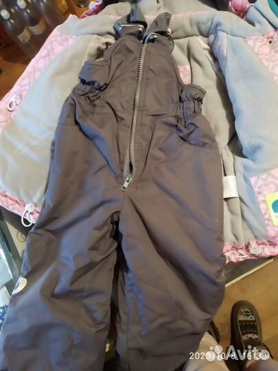 Зимний костюм и ботинки