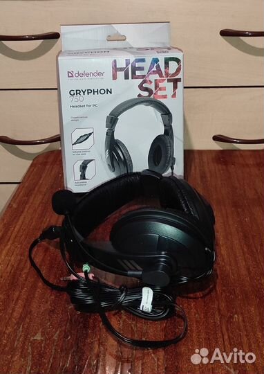 Гарнитура Defender Gryphon 750
