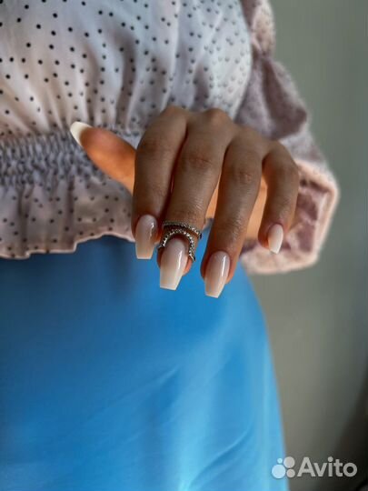 Маникюр с покрытием гель-лаком