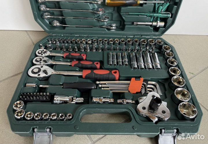 Набор инструментов SATA 121 предмет