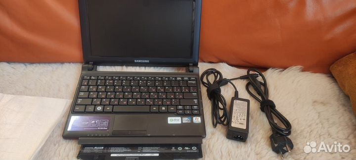 Нетбук samsung N150 Plus