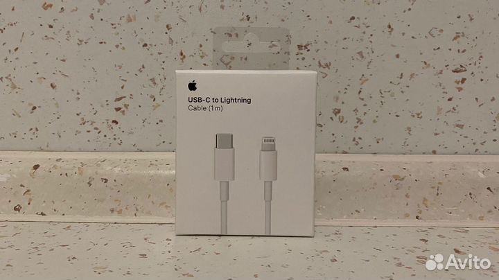 Кабель для зарядки iPhone USB Type-C - Lightning