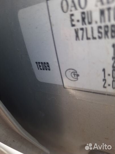 Двери на renault logan