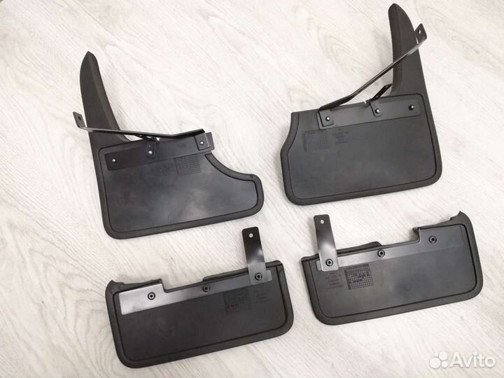 Брызговики Volkswagen T5/T6/T6.1 (оригинал) Новые