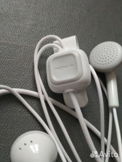 Наушники Nokia новые