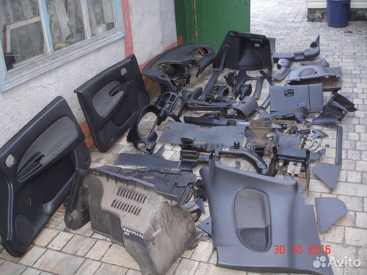 Пластик салона Mаzda купе 323F BA 94-98