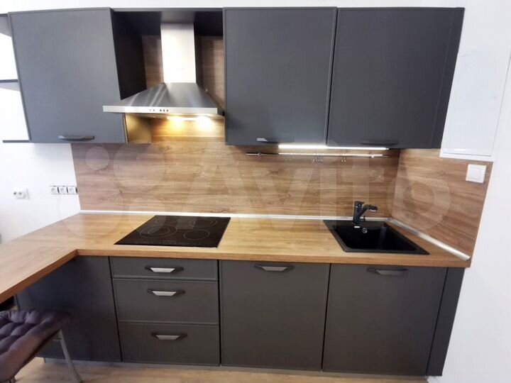 2-к. квартира, 55 м², 4/18 эт.