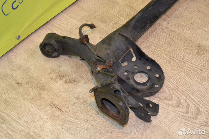 Балка задняя Тойота Ярис 2005-2011 под барабаны