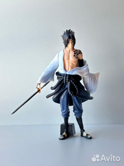 Саске фигурка