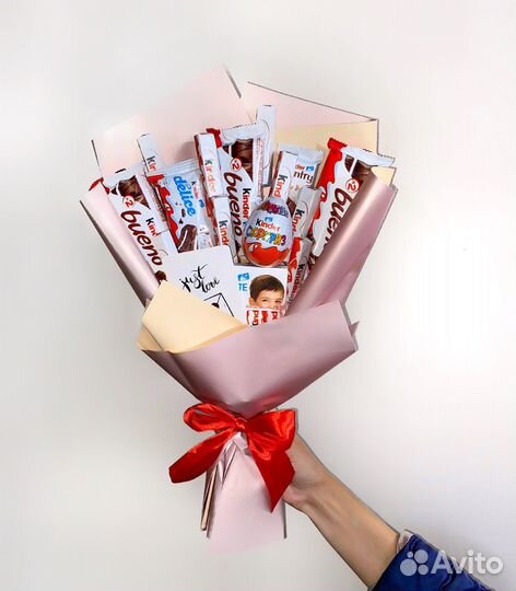 Сладкий букет из киндеров Вкусный букет