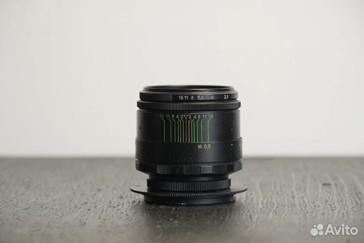 Helios 44 2 вместе с переходником Canon