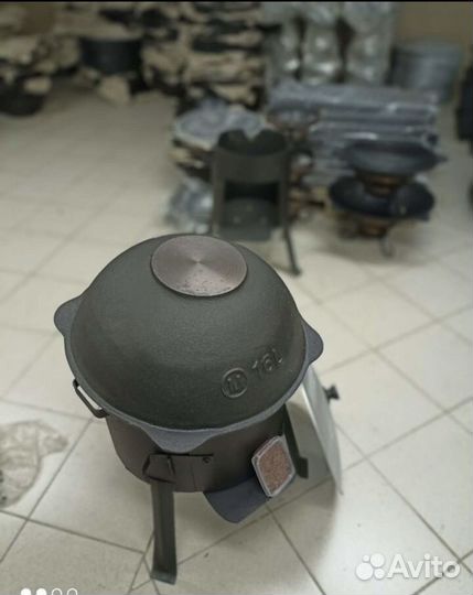 Казан чугунный 16 литров с печкой очагом обожжен
