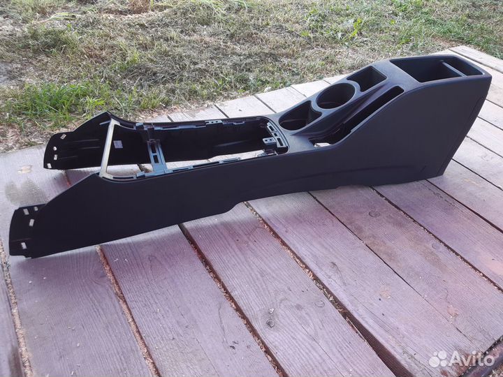 Консоль туннель на KIA ceed 2007 г