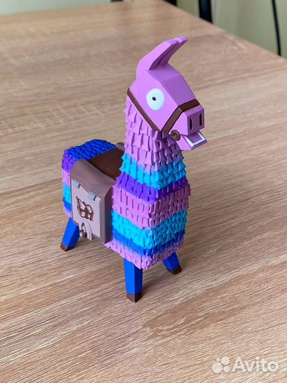 Фигурка fortnite llama
