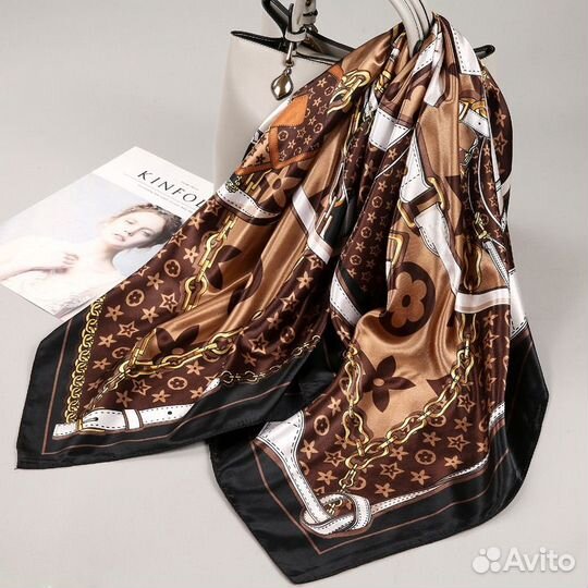 Шелковый платок Луи