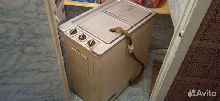 Стиральная машина бу Чайка 3