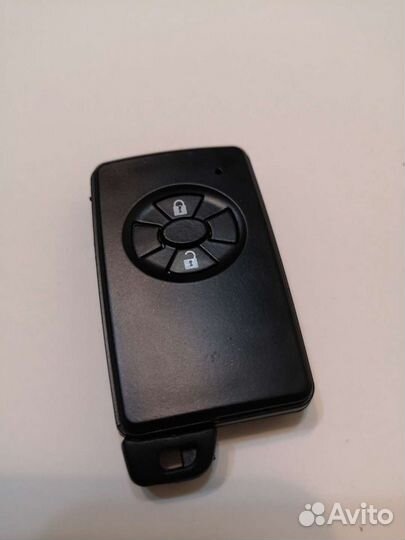 Ключ toyota Rav 4 B51EA