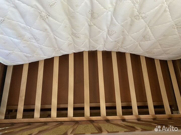 Кровать детская и матрац