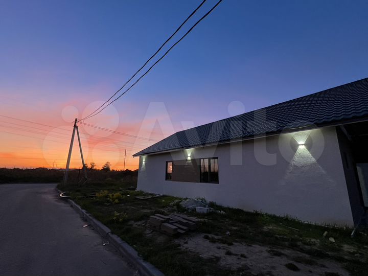 Дом 200 м² на участке 9 сот.