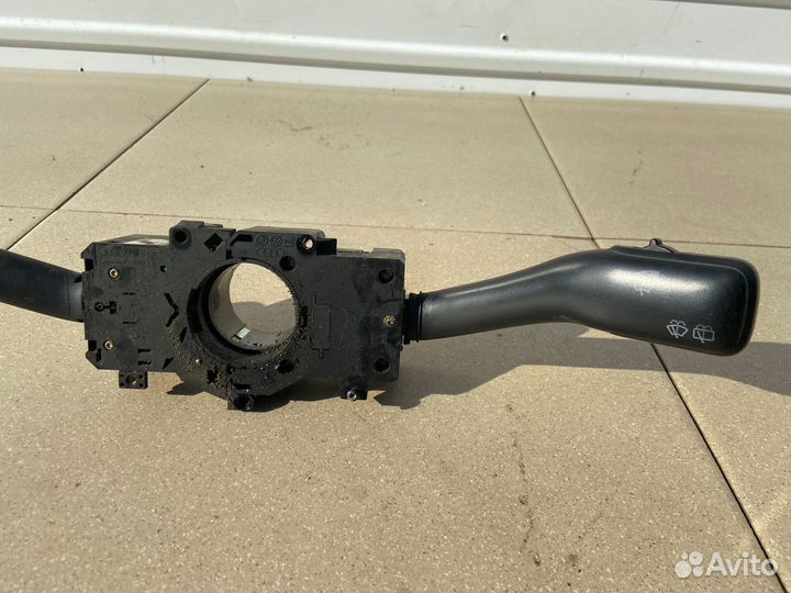 Подрулевой переключатель (в сборе) Volkswagen Golf