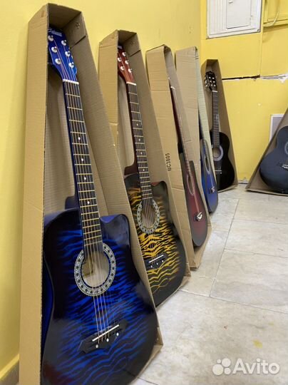 Классическая гитара / Акустическая гитара