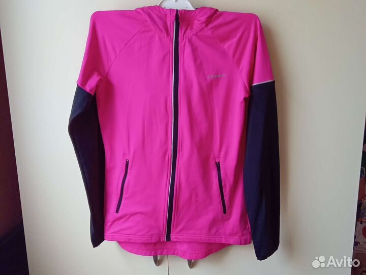 Спортивная одежда для девочки 164