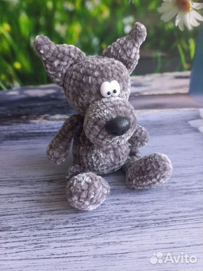 Вязаный волк