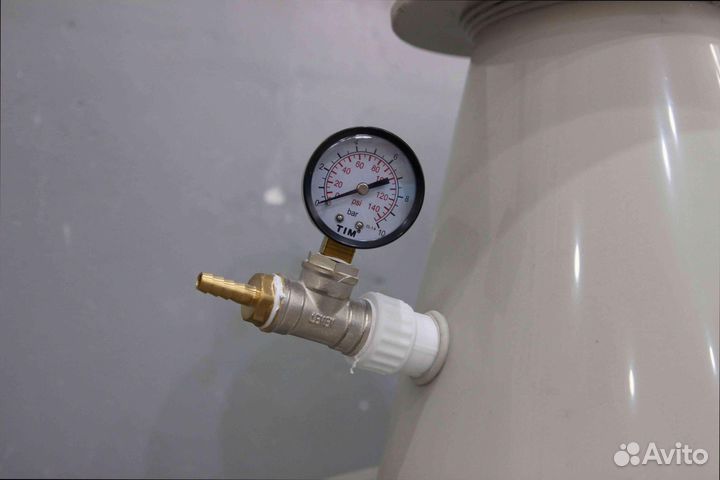 Оксигенатор конусный напорный для рыбных ферм