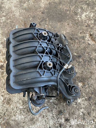 Коллектор впускной Daewoo Nexia 150