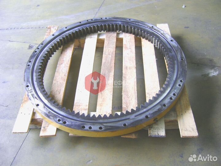 Опорно-поворотный круг LiuGong 26B0124