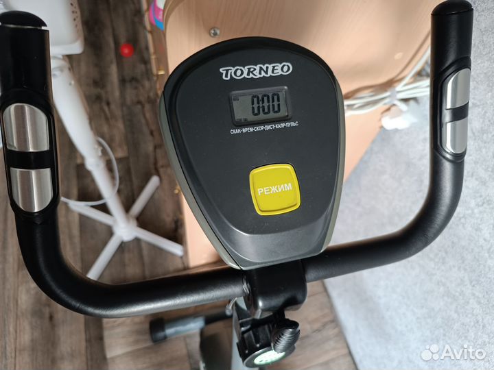 Велотренажер torneo