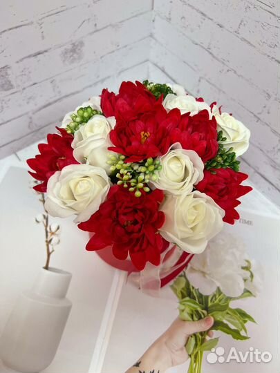 Букет из мыла на 8 марта хризантемы