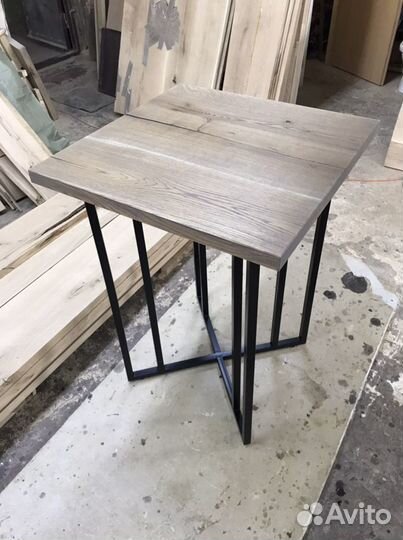 Стол дубовый барный 70х70 см