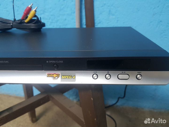 DVD плеер samsung